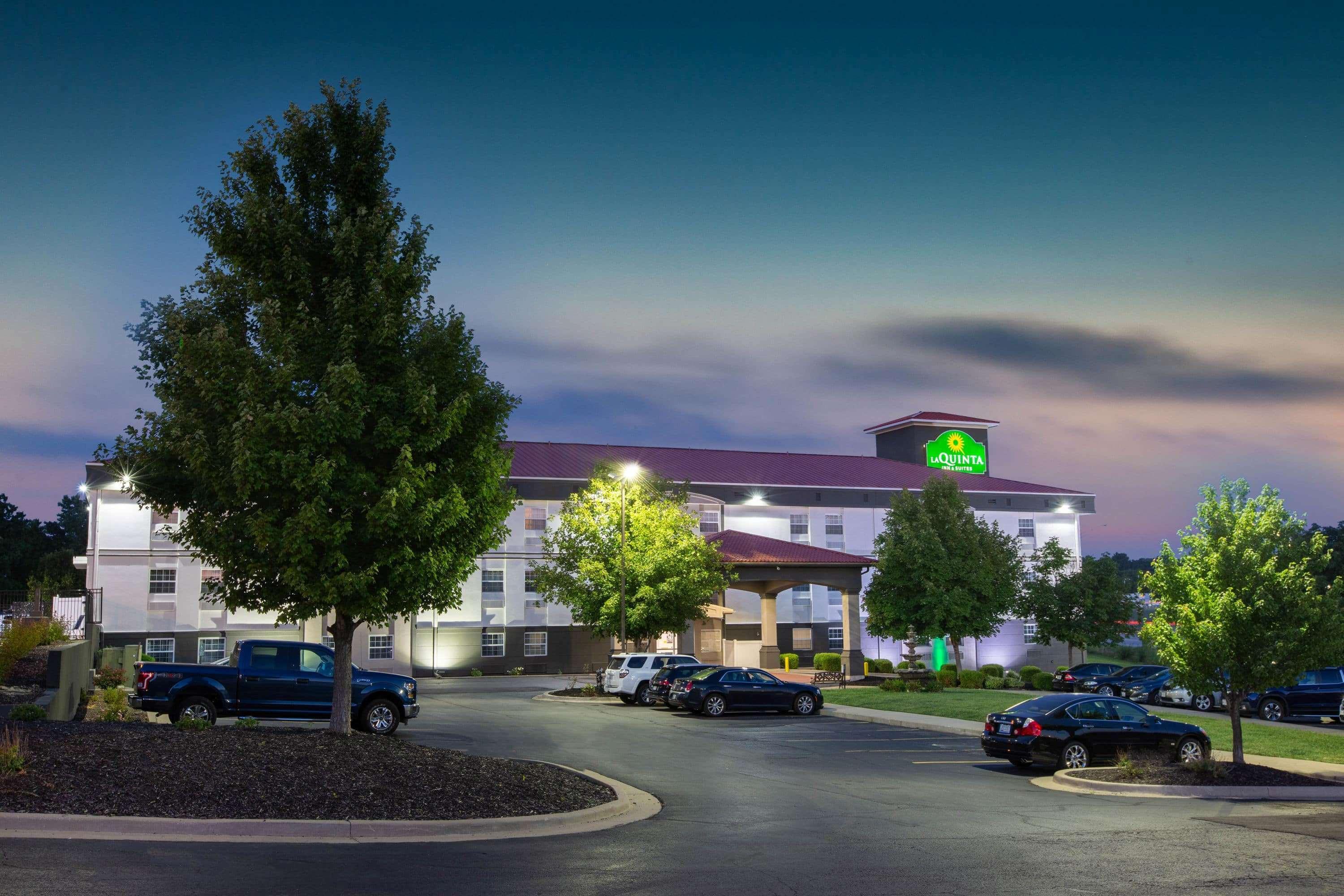 La Quinta By Wyndham Blue Springs Hotel Buitenkant foto