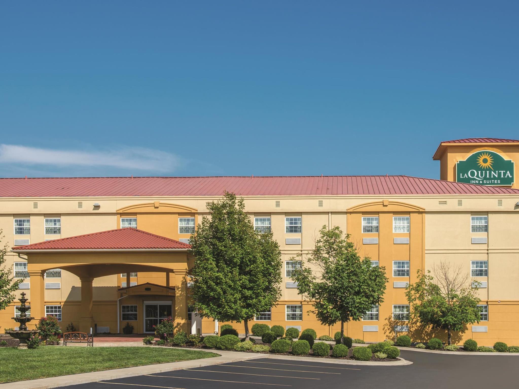 La Quinta By Wyndham Blue Springs Hotel Buitenkant foto